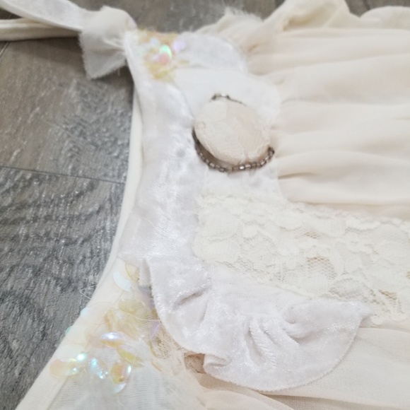 Fancy Frilly Velvety Lacy Satiny Ivory Tank Sz. L - Picture 2 of 8